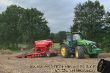 John_Deere_8330_Horsch_Pronto_04.JPG